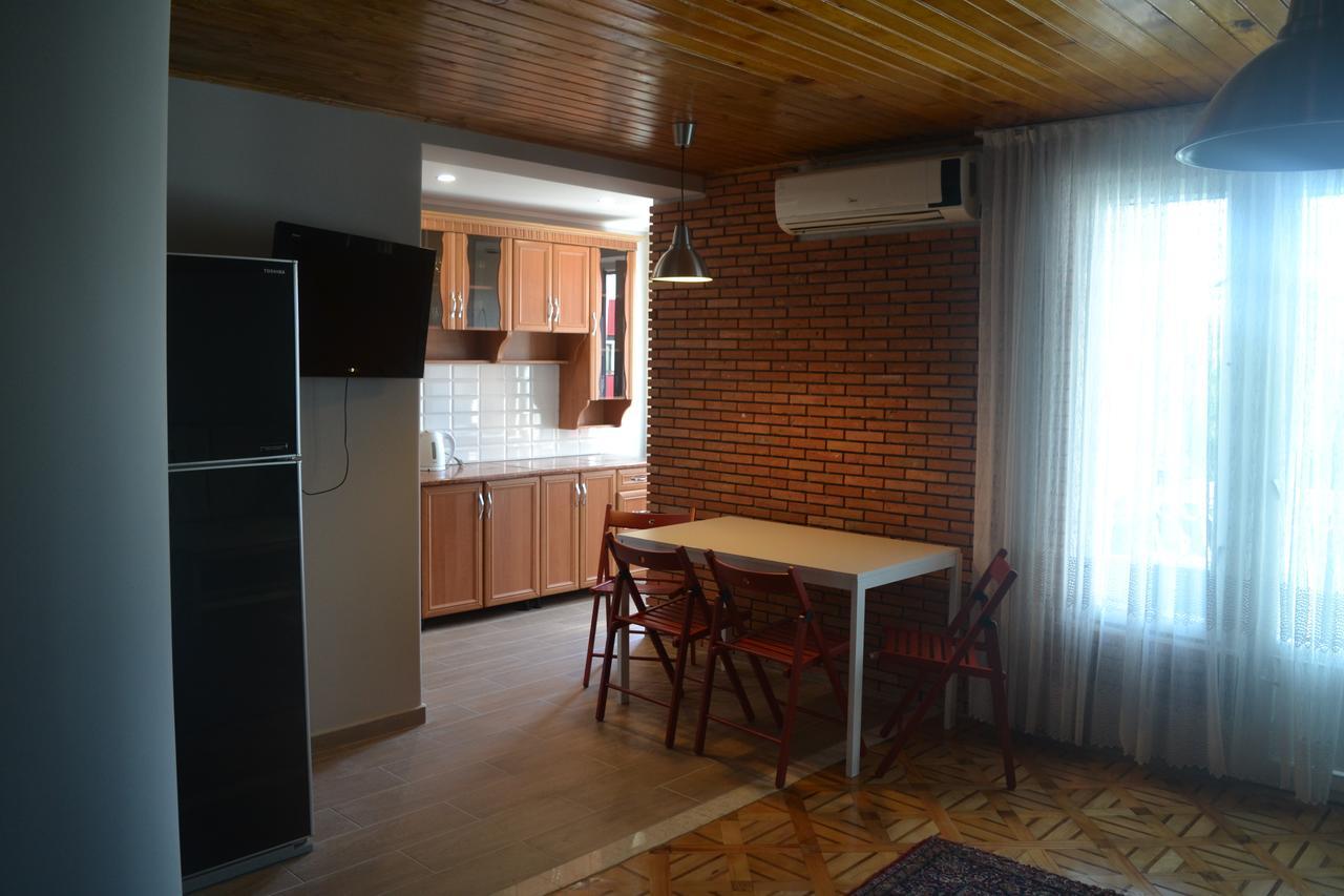 Appartement Gorgiladze 66-58 à Batoumi Extérieur photo
